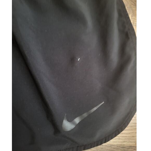 NIKE Dri Fit Women's Black Running Layered Athletic Shorts L Fly away sides - Picture 2 of 6